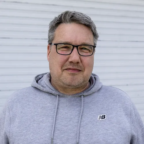 Stellvertretender Leiterin Hausmeisterdienste Vision Die Helfer - Hr. Knaak 500x500